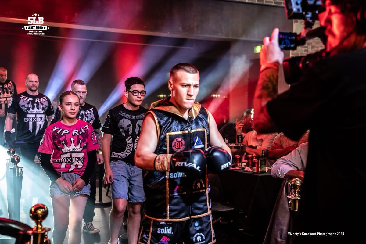 FIGHT NIGHT