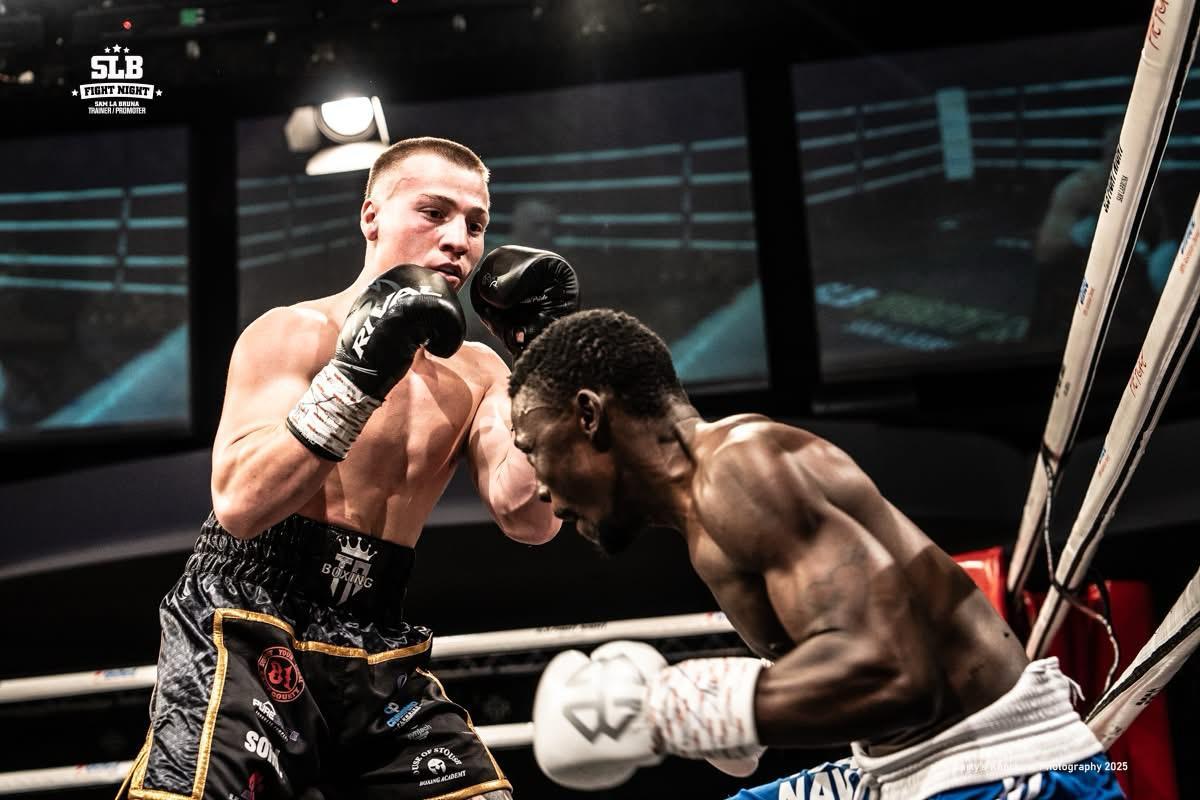 Boxing match action